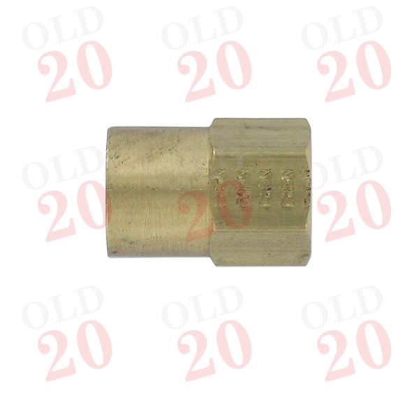 1/8" NPT (FEMALE) X 1/4" (FEMALE FLARED) Oil Pressure Gauge Pipe Fitting