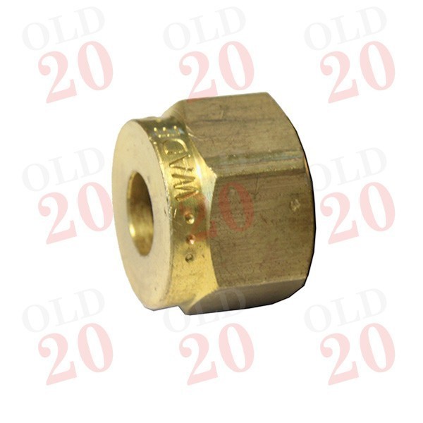 Fordson Short Fuel Pipe Nut
