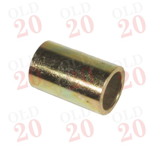 Bush to convert a CAT1 pin to fit into a CAT2 top link hole.